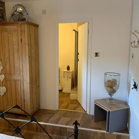 Characteristic & Cosy Self-contained 1 Bed Annexe Apartamento