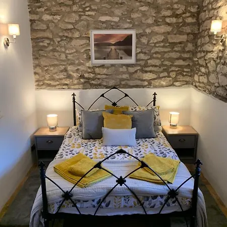 Characteristic & Cosy Self-contained 1 Bed Annexe